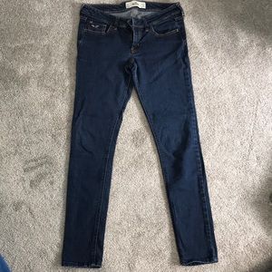 Hollister skinny jeans. Size 5 short